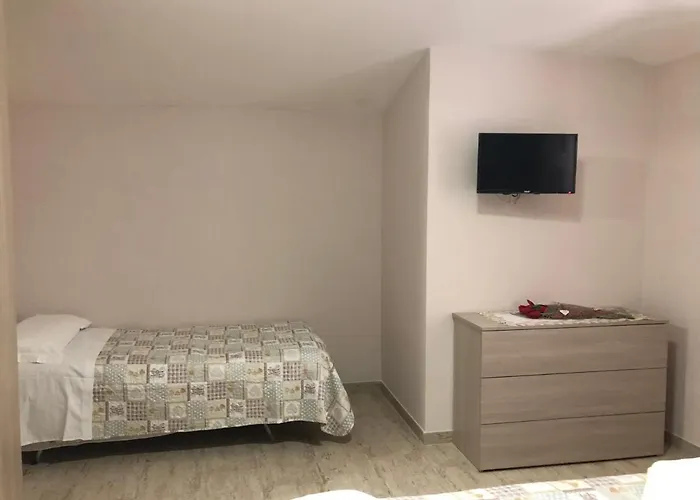 Casa San Vincenzo Alojamento de Acomodação e Pequeno-almoço Scafati